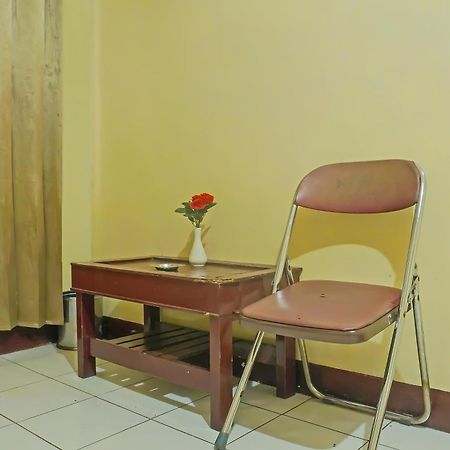 Spot On 92466 Adam Kost Syariahnearwisata Jembatan Barito Hotel Банджермасин Екстериор снимка