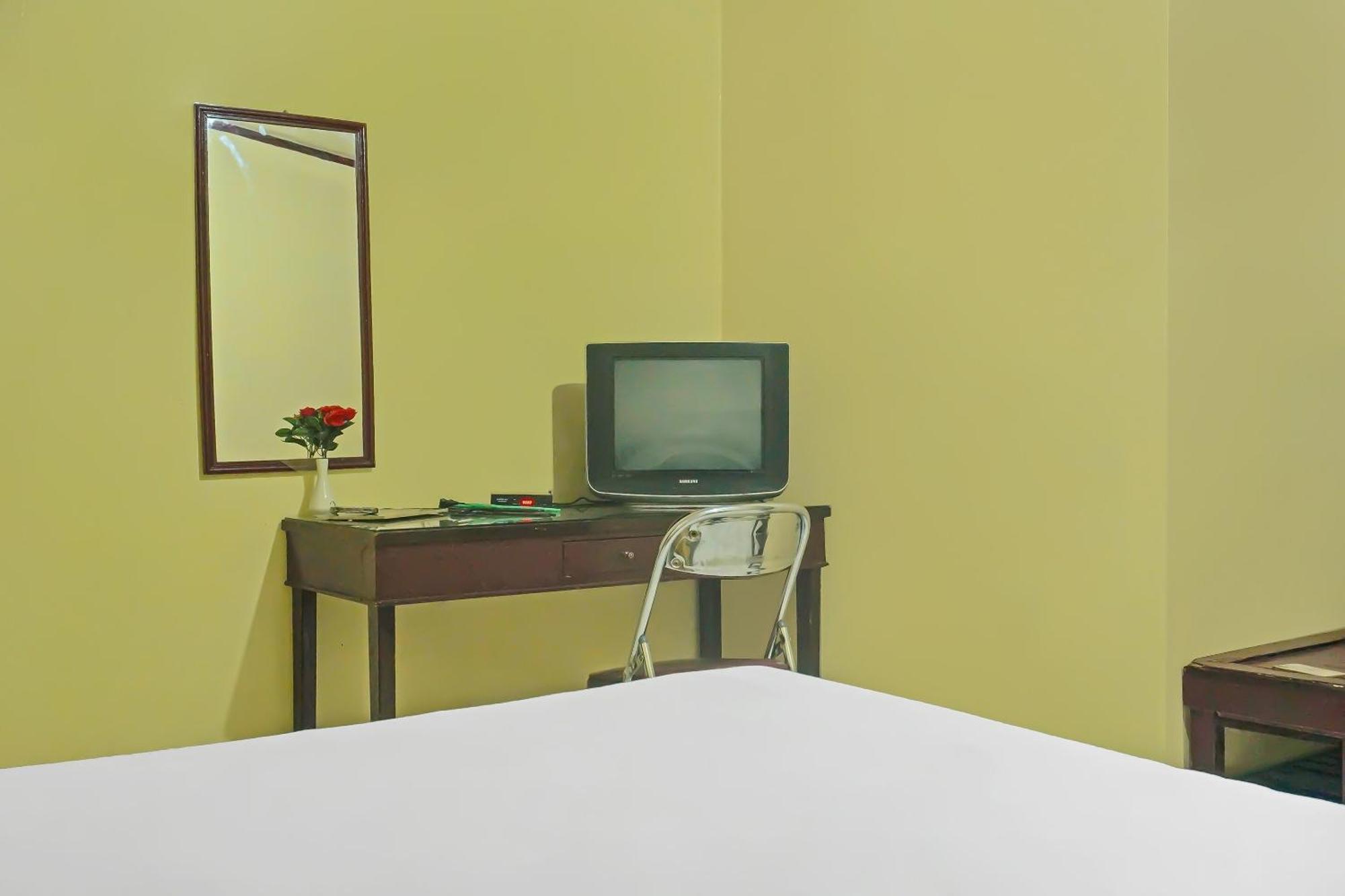 Spot On 92466 Adam Kost Syariahnearwisata Jembatan Barito Hotel Банджермасин Екстериор снимка